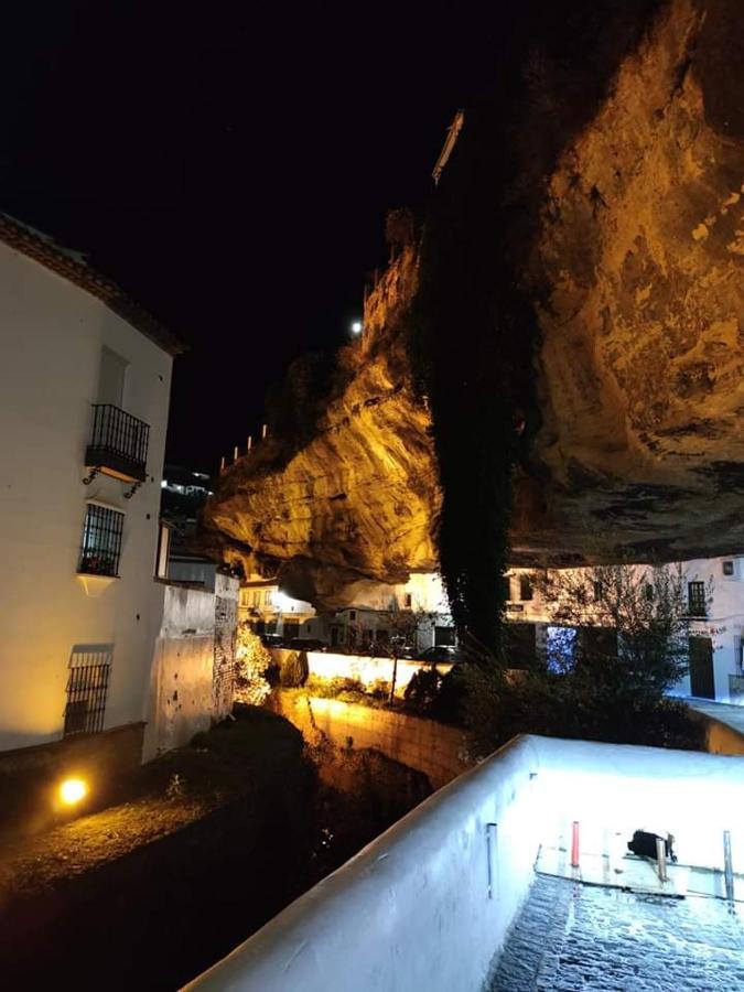 La Casa Del Rio Apartment Setenil De Las Bodegas Exterior foto