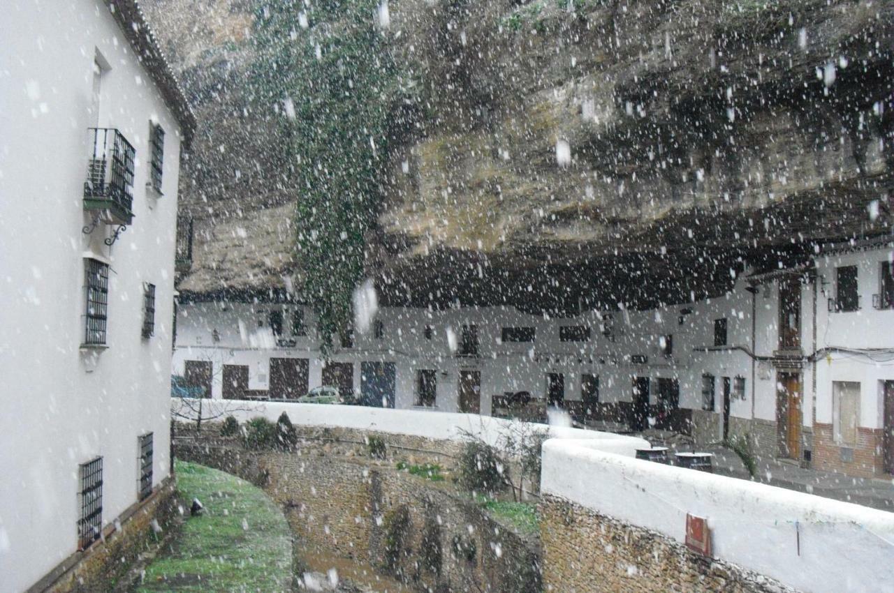 La Casa Del Rio Apartment Setenil De Las Bodegas Exterior foto
